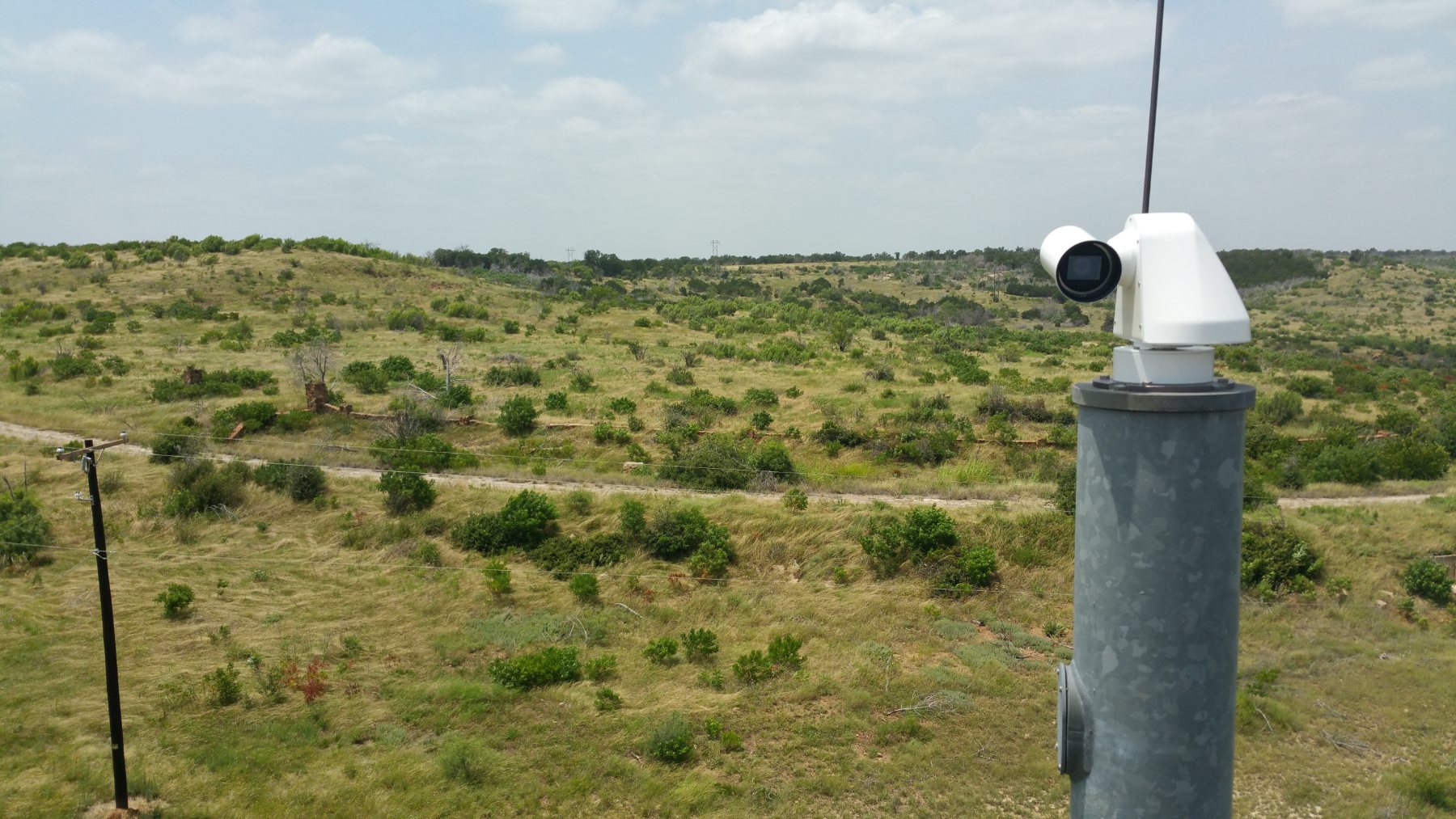 Sidewinder on a remote pole installation